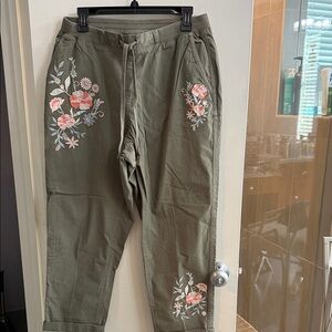 Style & Co. Olive Green Cargo Pants with Pink Floral Embroidery